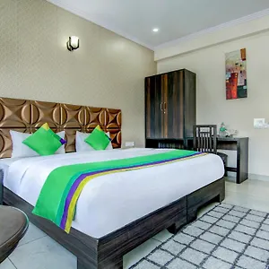Treebo Trend Blooms Premium Hotel Gurgaon
